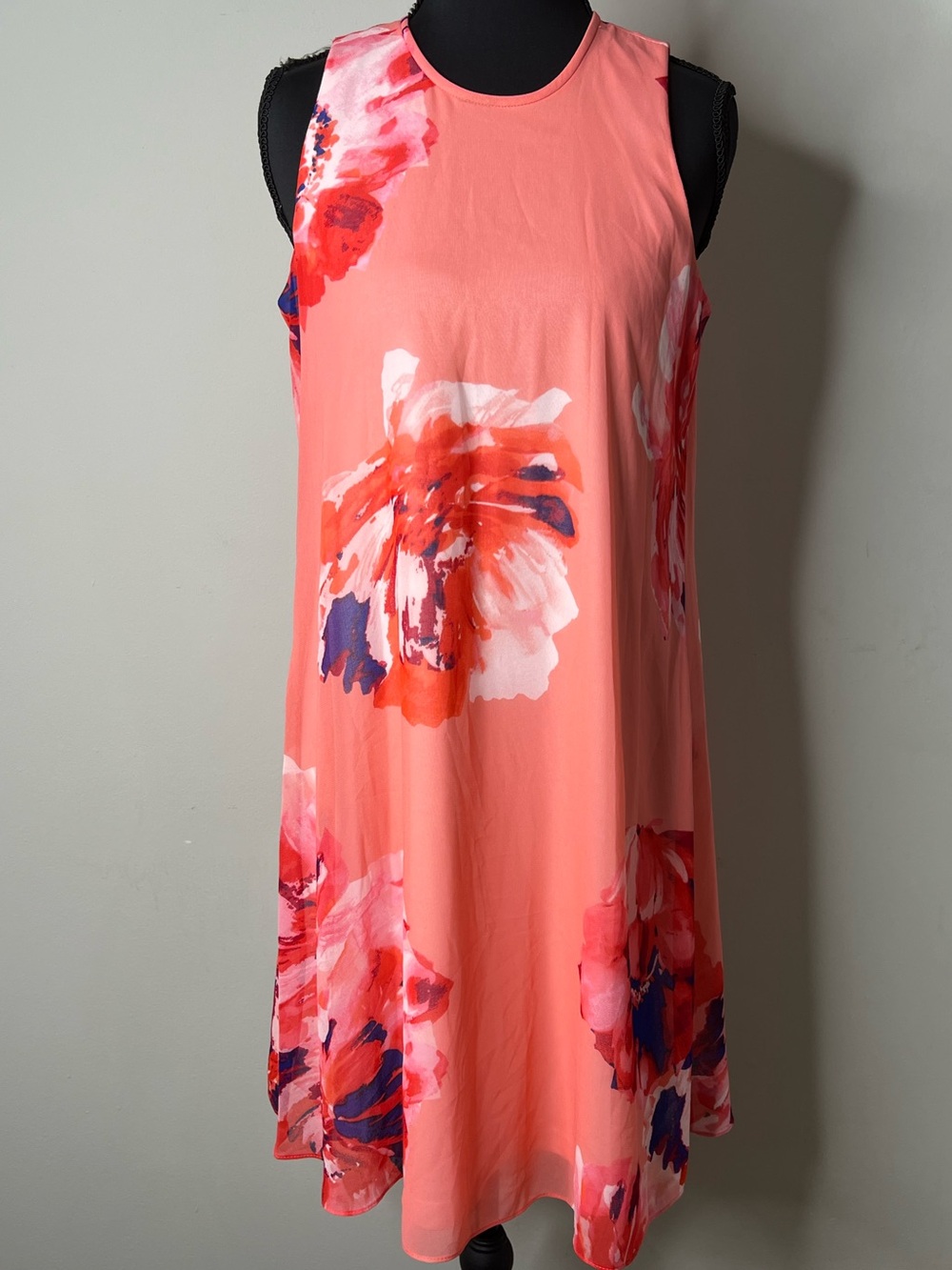 Calvin Klein Coral Floral Sleeveless Dress Size: 4